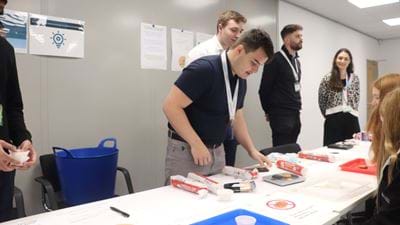 Students get hands-on with chemical engineering at IChemE’s DiscoverChemEngLIVE event