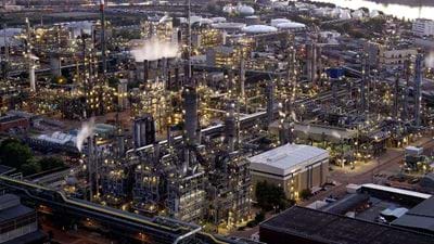 BASF begins installation of industrial heat pump to deliver net-zero steam at Ludwigshafen