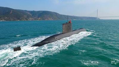 Rolls-Royce lands £9bn deal for UK nuclear submarine fleet 